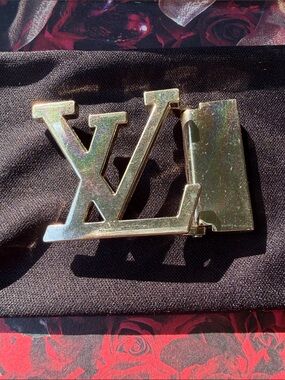 Metallic Logo Belt Buckle - Iridescent Gold
